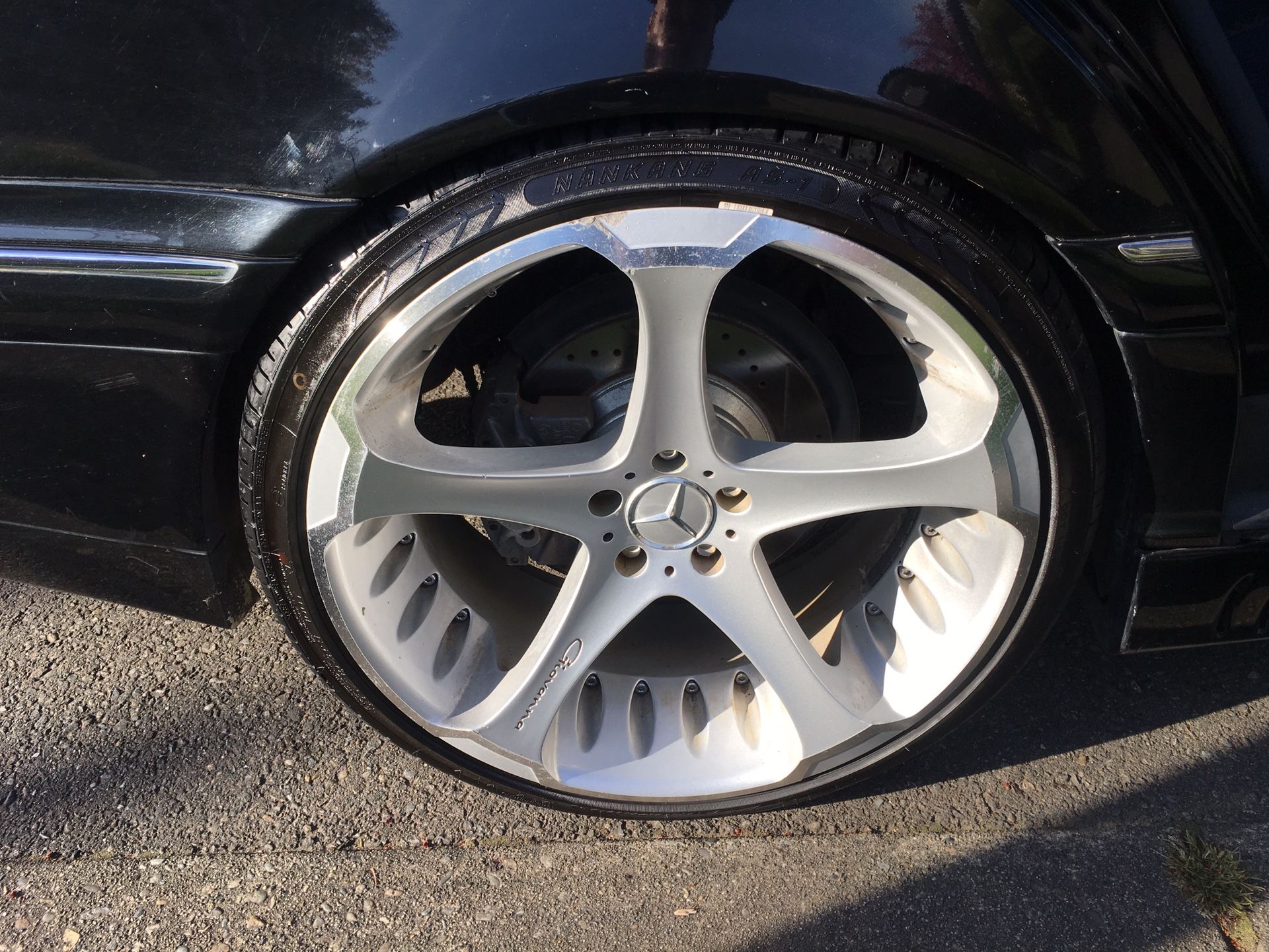 Mercedes Giovanna wheels and new tires. 21”