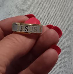 *NEW* Men's Stainless Steel Gold on Silver "Jesus" Ring- Size 11.