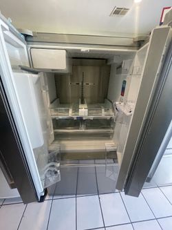 Bosch 36" French Door Refrigerator