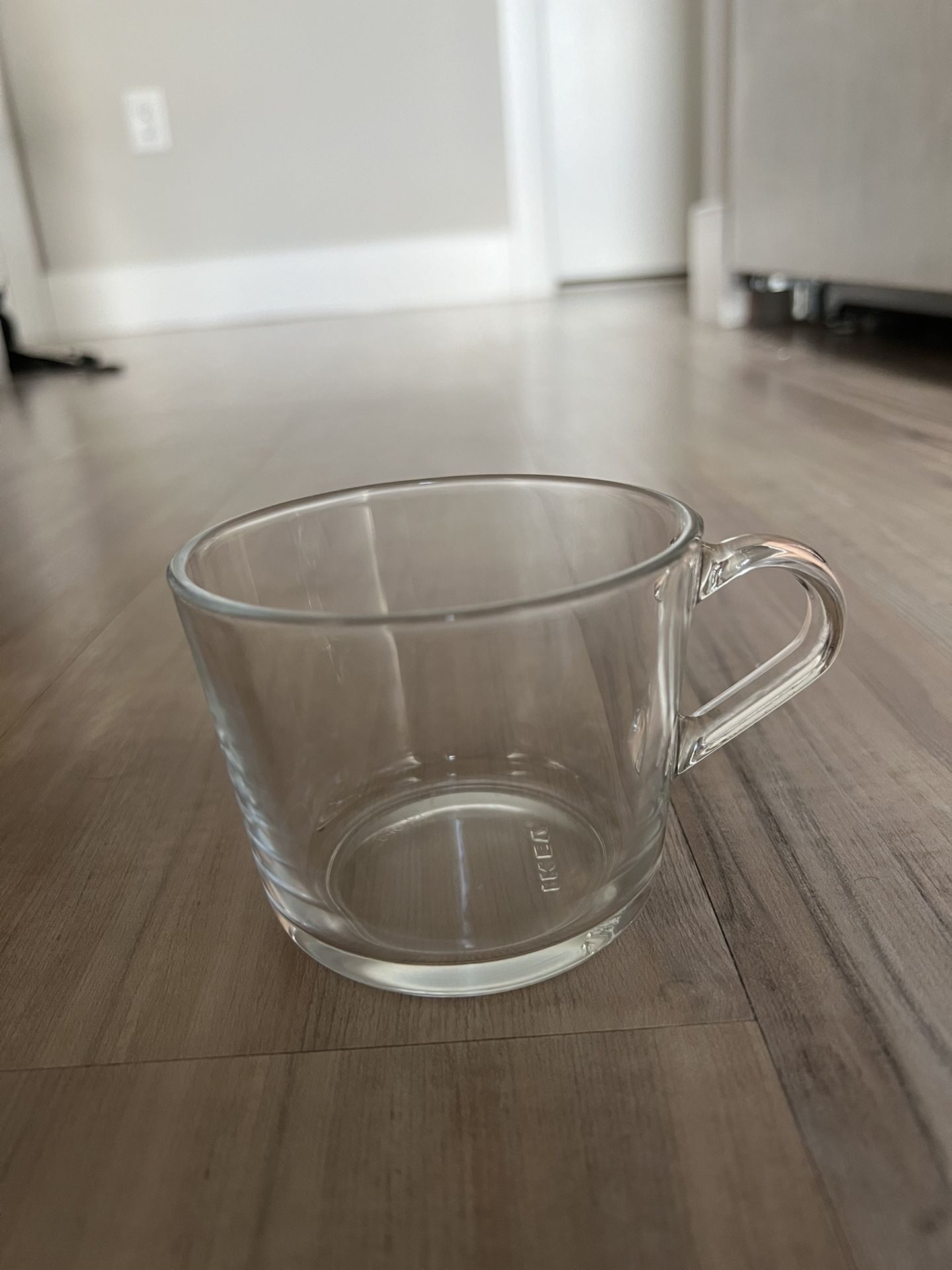 Matching Glass Mug Set