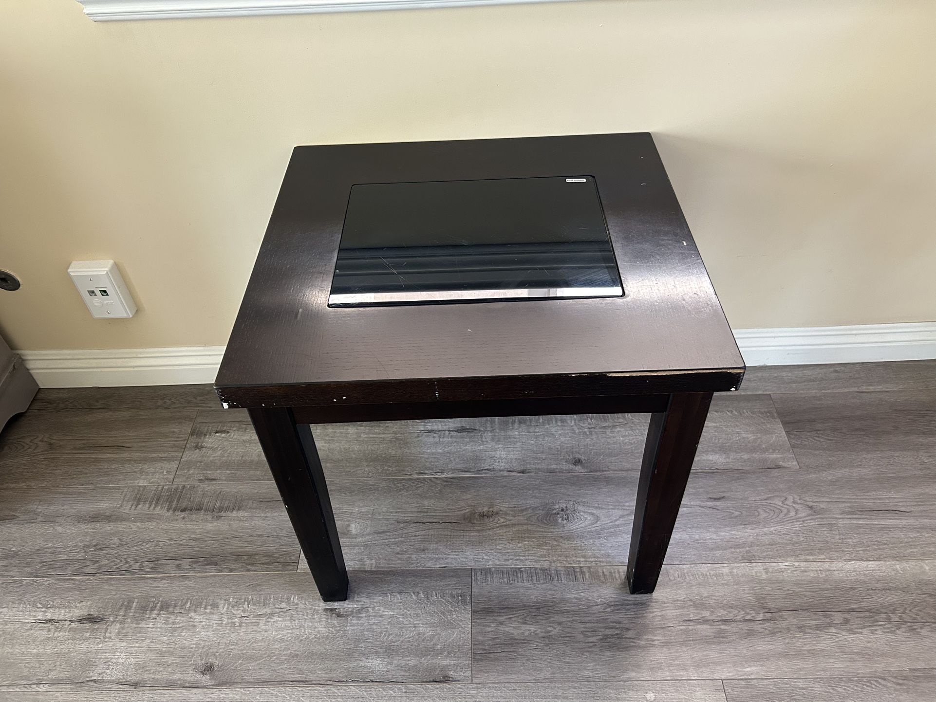 End table