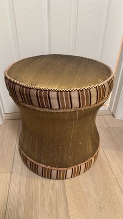 Upholstered Ottoman Pouf Stool