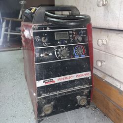 Lincoln Electric Invertec V300 Pro
