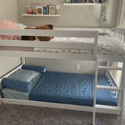 Kids Bunkbed