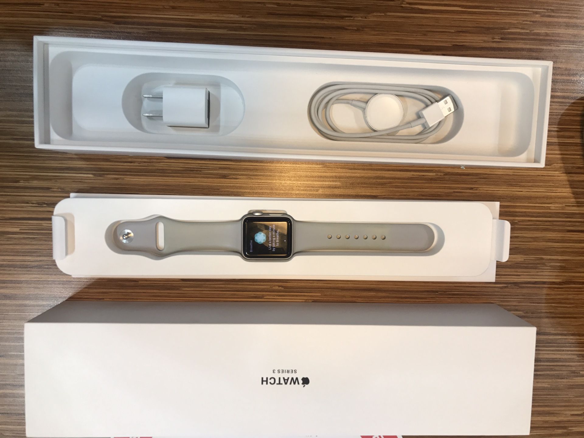 Apple Watch 38mm white used