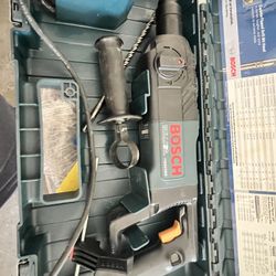Bosch rotary hammer drill