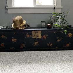 Artistic Trunk