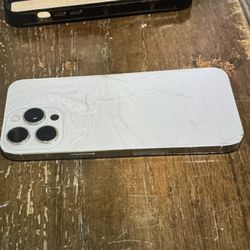 iPhone 15+ Plus White