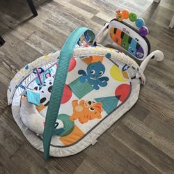 Play Gym Tummy Time Mat