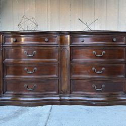 Gorgeous dresser or console 