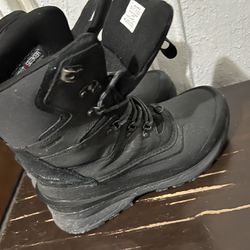 Men’s North Face Boots 