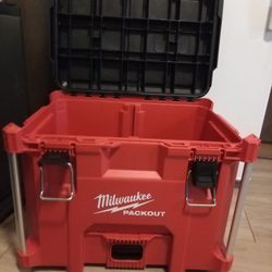Milwaukee Packout XL 22 Inch Toolbox Only 