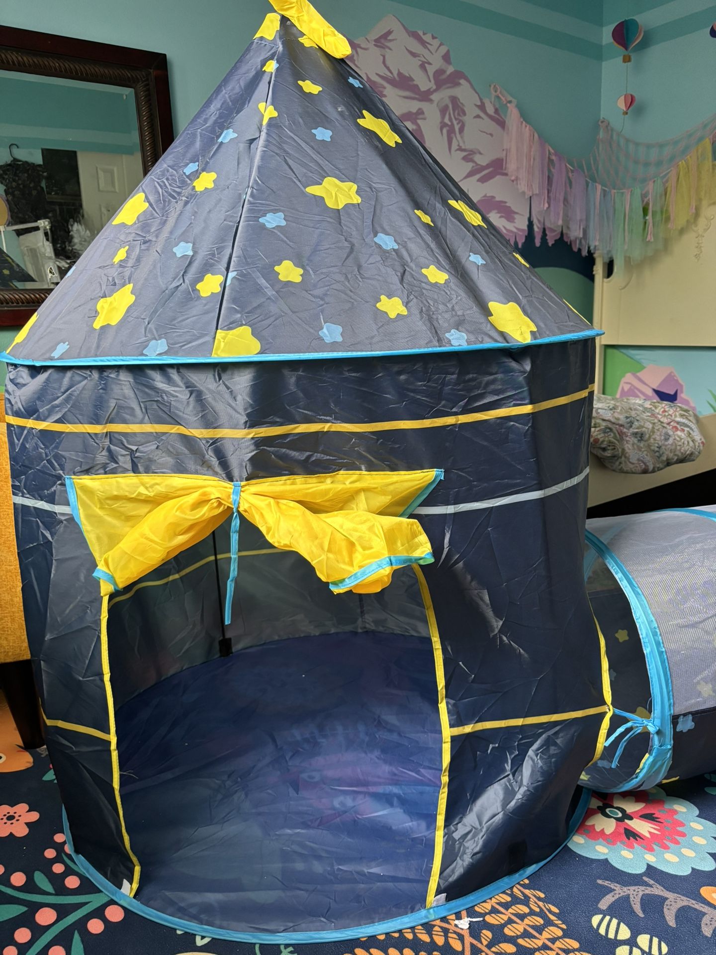 Pop Up Tent, Tunnel And Ball Pit Activity 