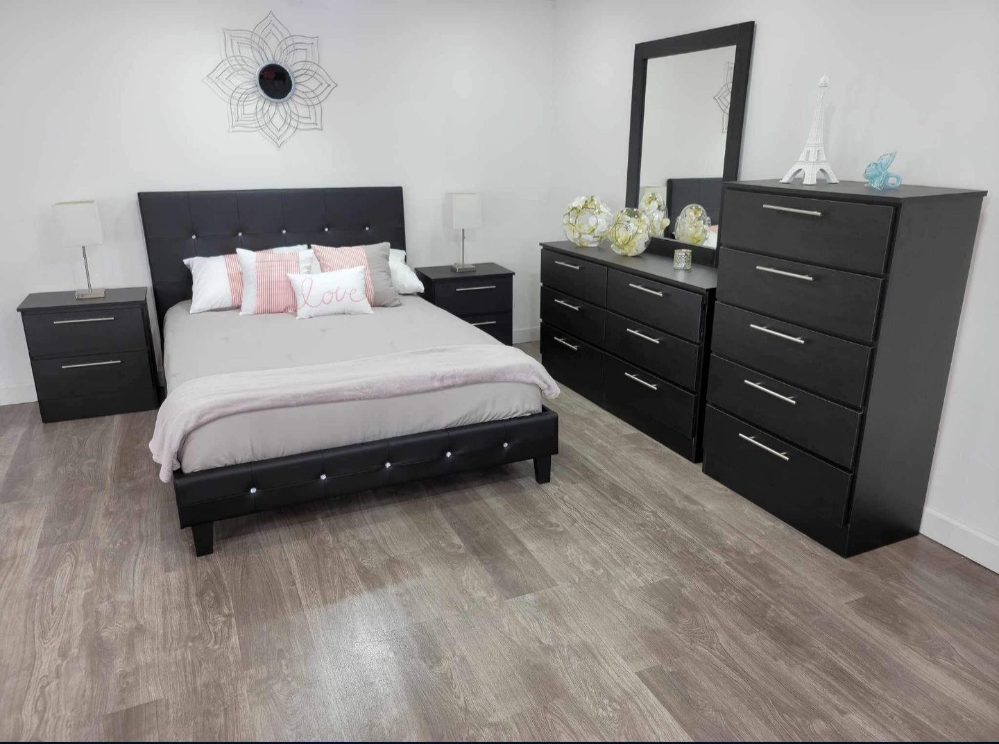 New Bedroom Set - Nuevo Juego De Cuarto