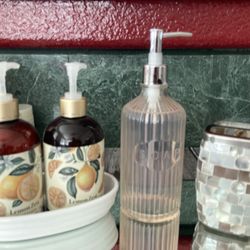 Hand Lotion/Hand Soap/Toothbrush Holder/Renewing Body Butter