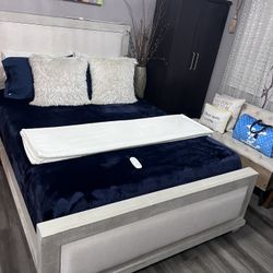 Queen👸Bed