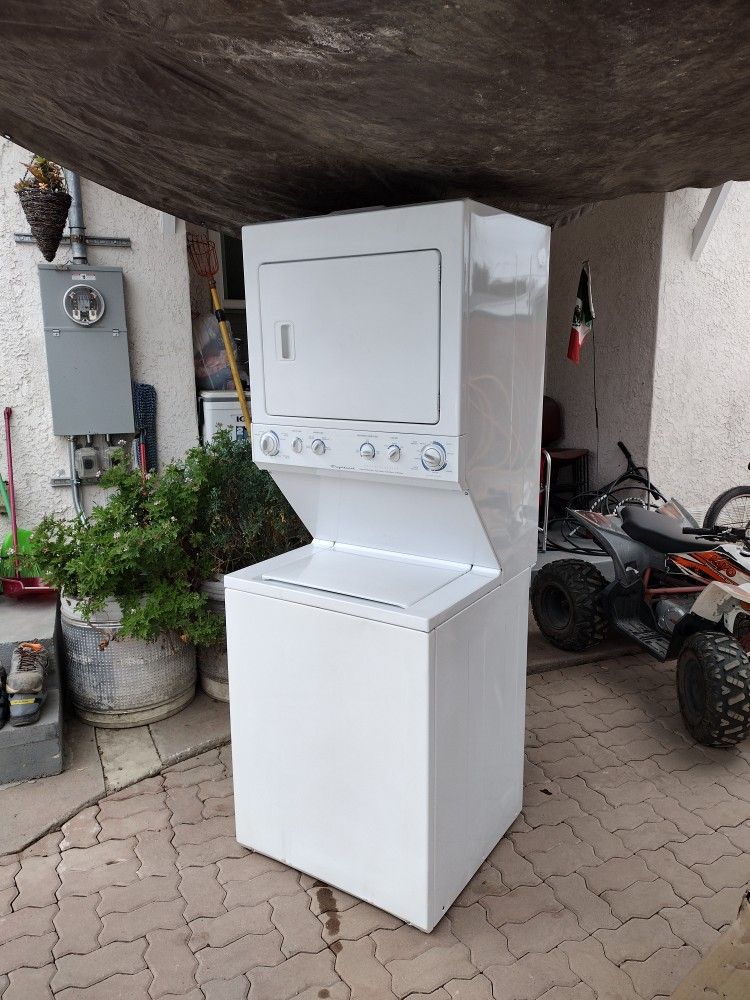 Stackable Washer Gas Dryer 
