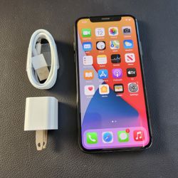 iPhone X 256gb - UNLOCKED - Like New  