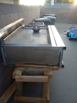 Flat grill