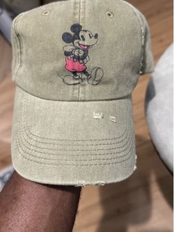 Disney Men's Khaki Baseball Cap with  Mickey Mouse   Graphic