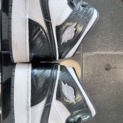 New Nike  Air Jordan 1 Mid SE All-Star Carbon Fiber GS  (DD2192-001) Size 7y