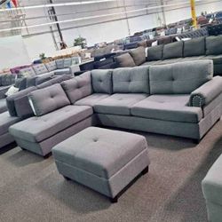 Brand New Sectional Sofa With Ottoman and 2 Accent pillows