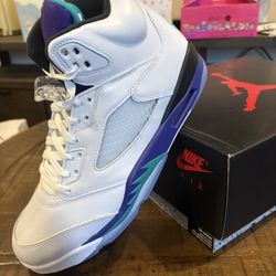 Air Jordan 5 Grape Sizes 10M & 11M