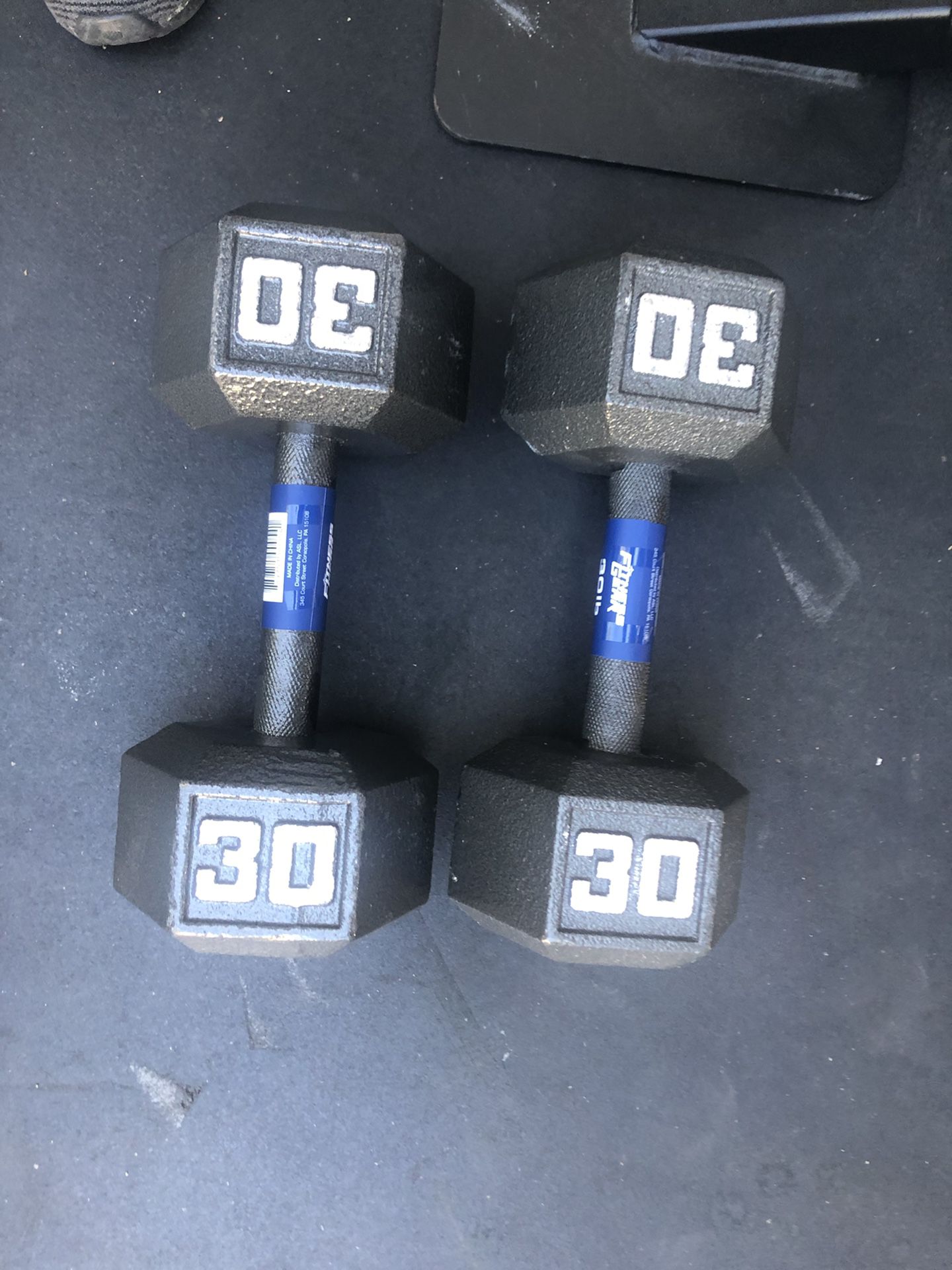 Pair of 30lbs dumbbells brand new