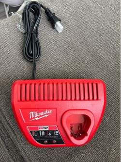 Milwaukee M12 Charger