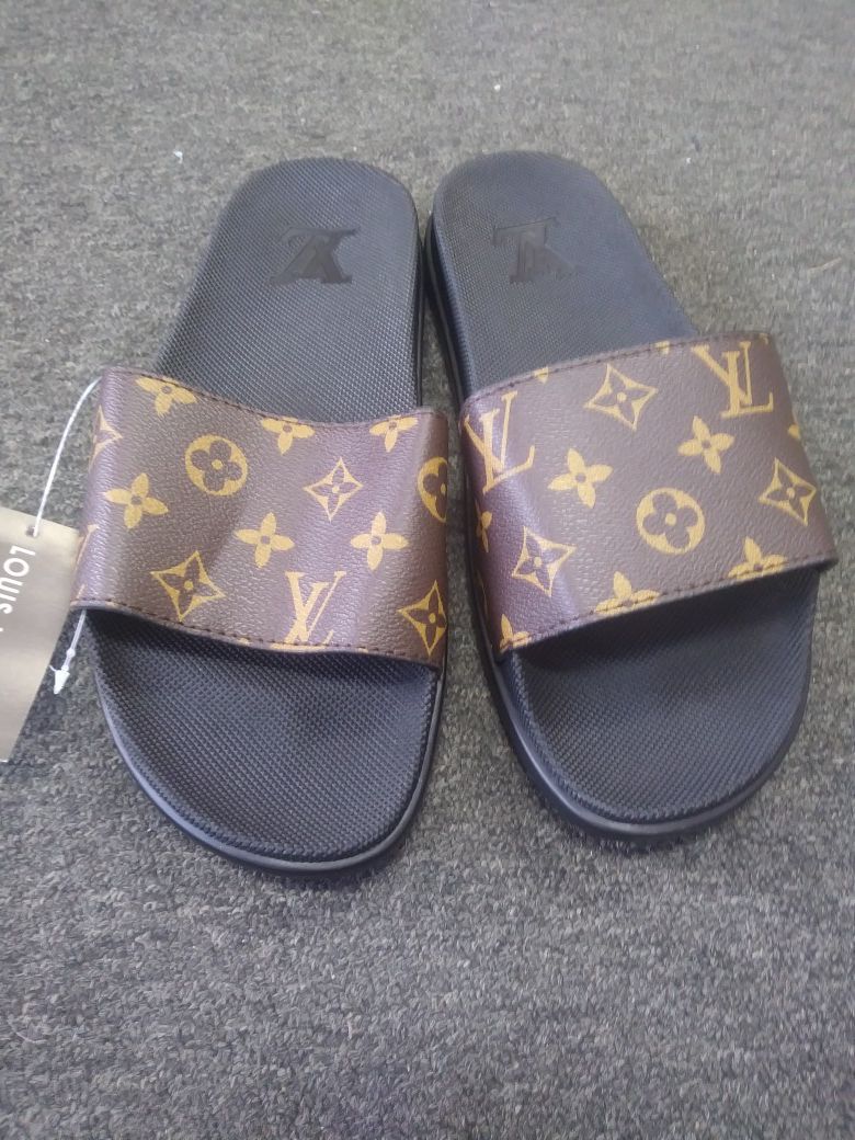 Louis Vuitton slides for Sale in Cleveland, OH - OfferUp