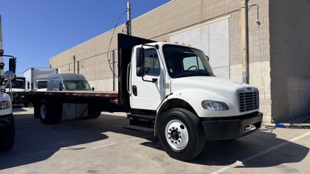 2020 freightliner M2 flatbed