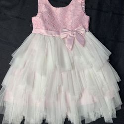Beautiful Anerican Princess toddler girl size 2T pink lace and white ruffled dress 