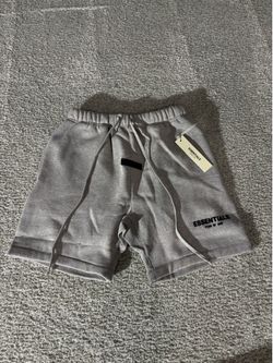 essentials shorts size small
