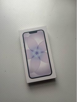 BRAND NEW iPhone 17e White 256GB