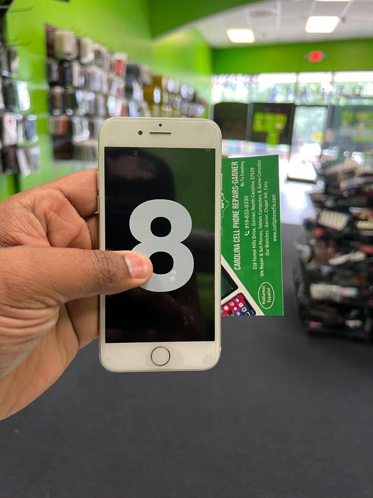 iPhone 8 64Gb Unlocked Excelled Condition like new