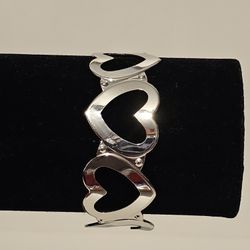 New Silver Heart Bangle Bracelet 