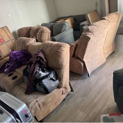 Sectional Couch (NEED GONE ASAP)