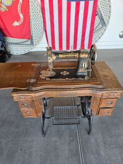Rare vintage White Rotary needle sewing machine