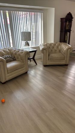 Sofa and 2 chairs