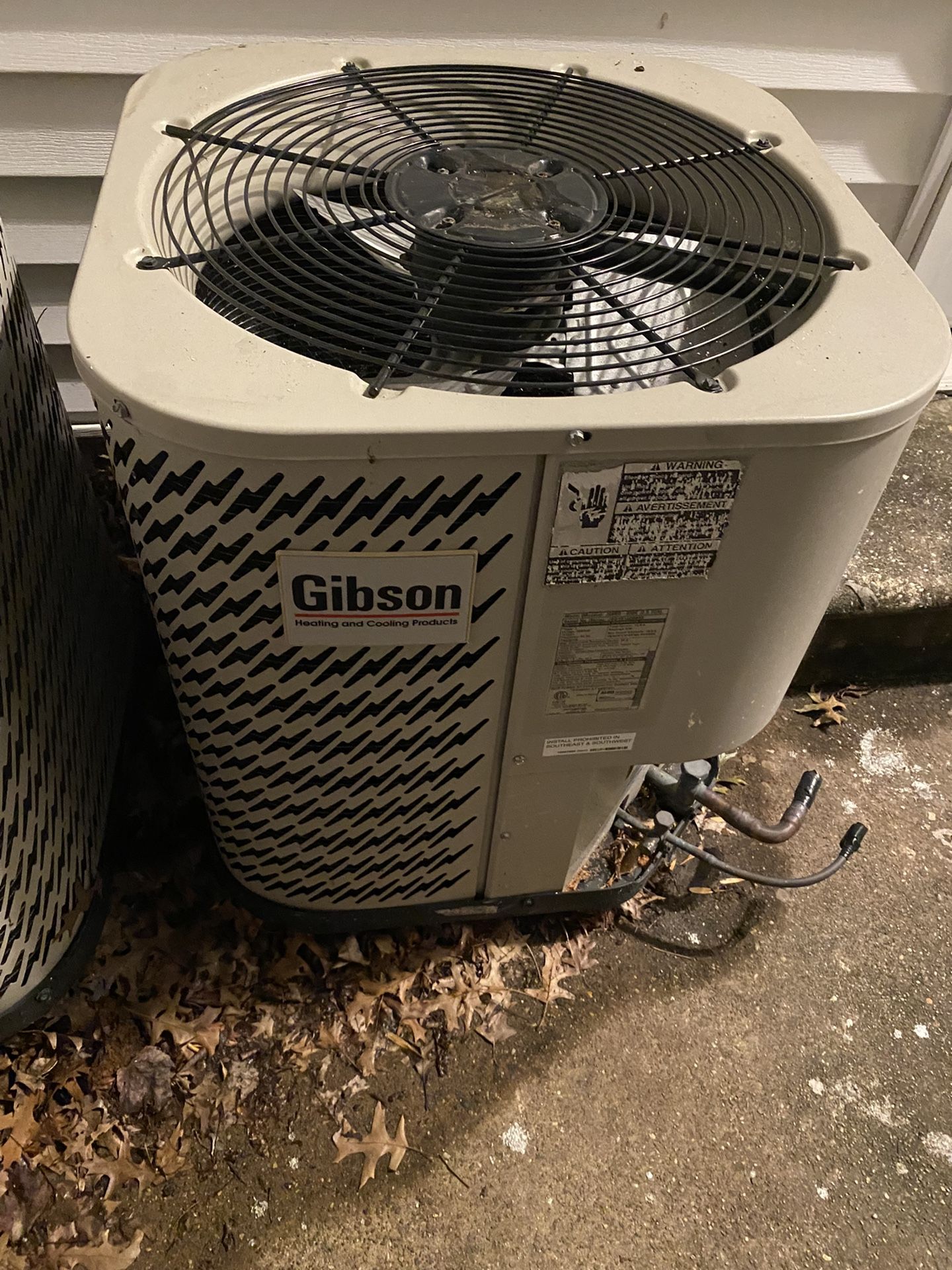 Used Gibson HVAC Unit with 2.5 Ton Compressor for Sale in Eddington, PA