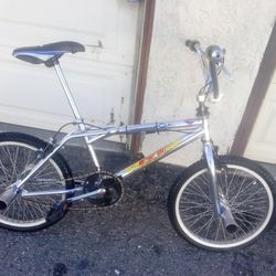 GT DYNO FREESTYLER TRICK BIKE