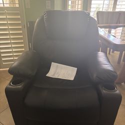 Black Reclining Chair 
