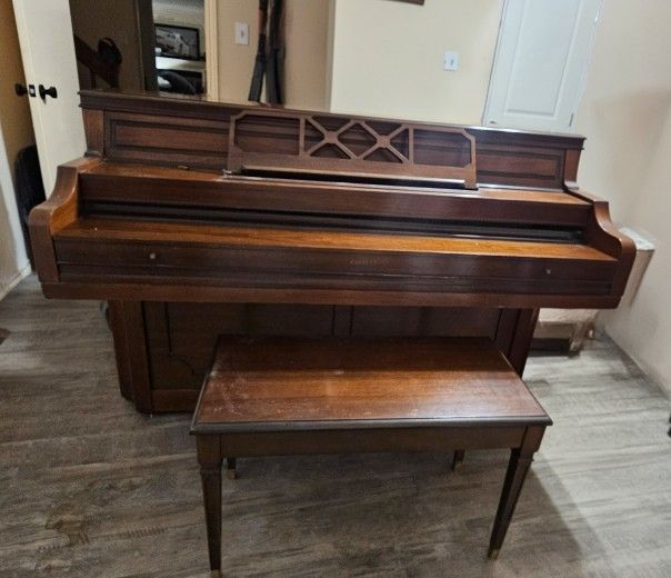 Vintage Everett Upright Piano