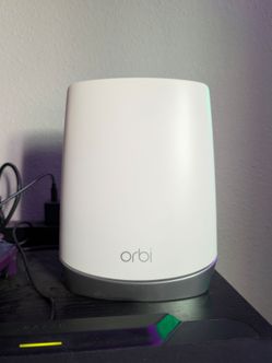 NETGEAR ORBI RBS750 Add-on Satellite Tri-Band WiFi 6 Mesh (AX4200)