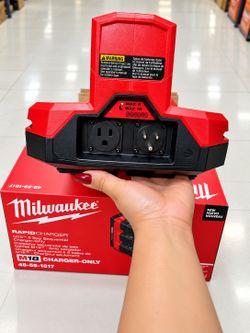 Milwaukee M18 6-Bay Sequential Rapid Charger