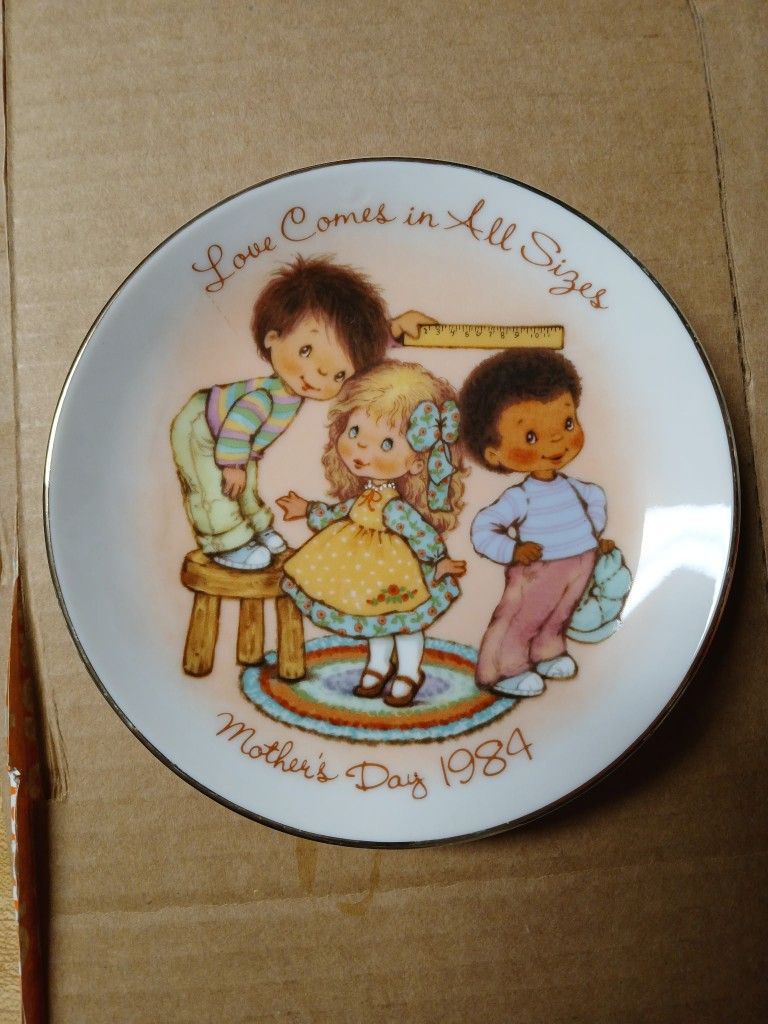 Knick Knack Lot. Great For Resale.