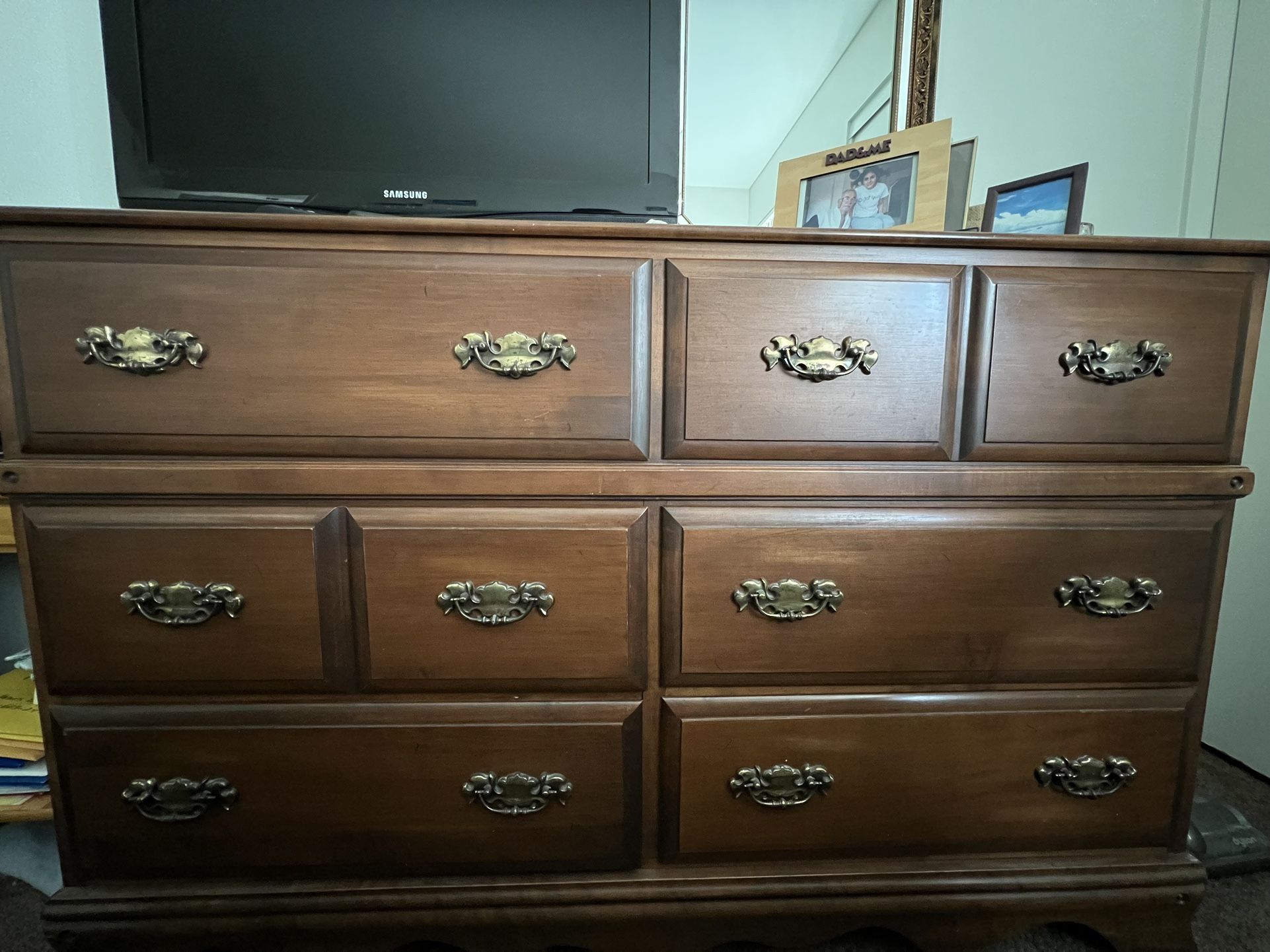 Set Of Two Matching Dressers for Sale in Alta Loma, CA OfferUp