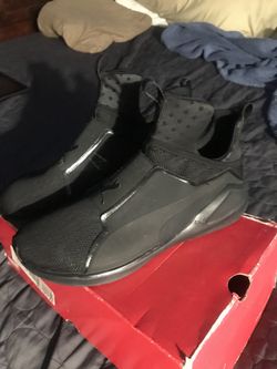 Kylie Jenner pumas