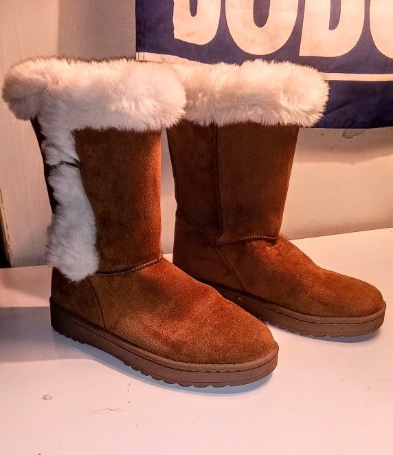 Cozy Fur Boots  Size 4