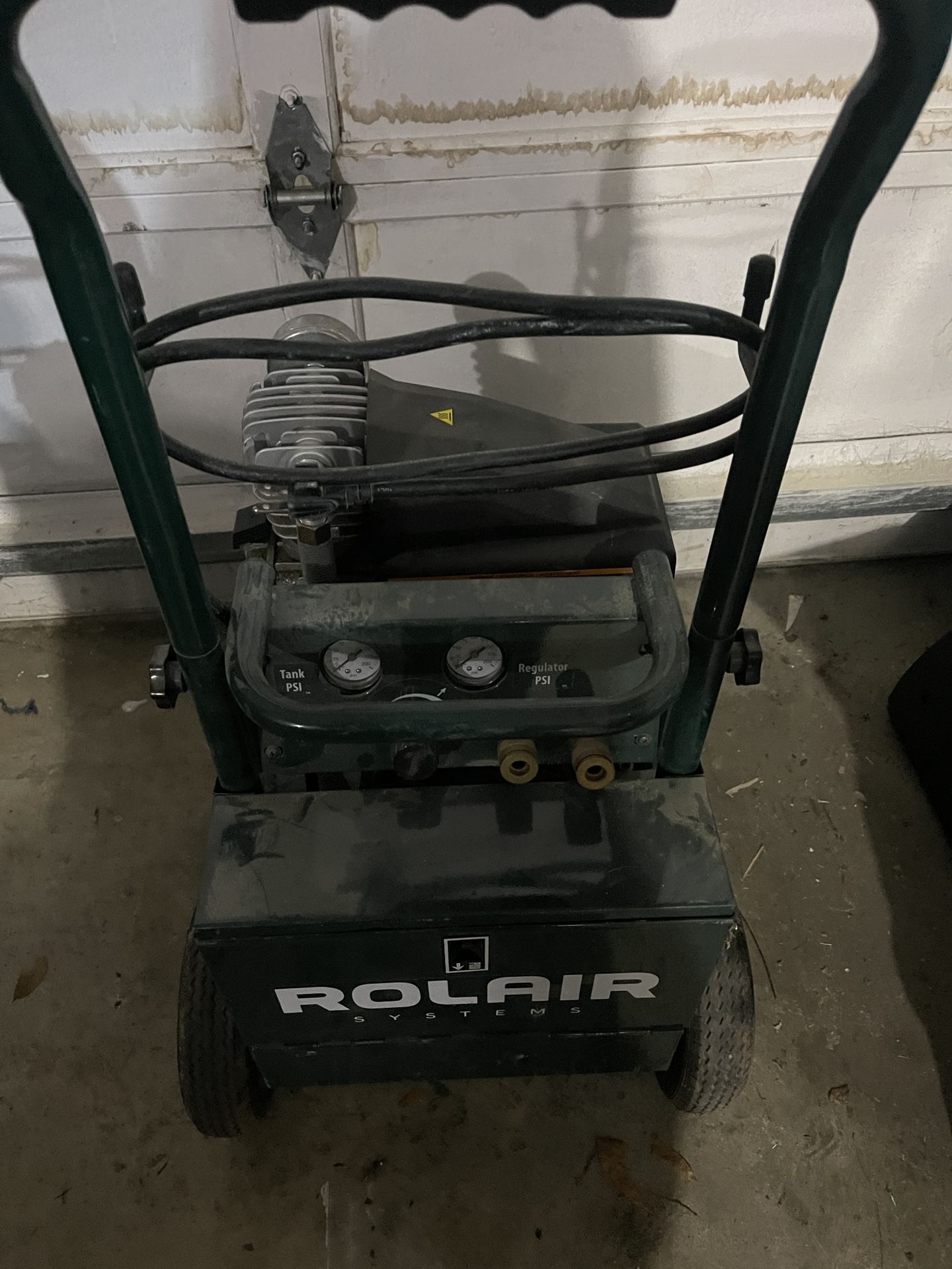 Rolair VT20TB 2HP Wheeled Air Compressor With Tool Box